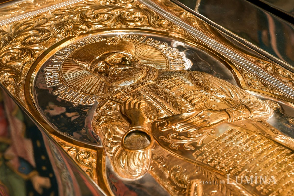 Raclă nouă pentru Mănăstirea Nechit sfinţită de Patriarhul României 208436