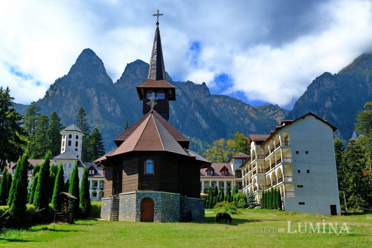 Fotografii artistice ale Publicațiilor Lumina 208496