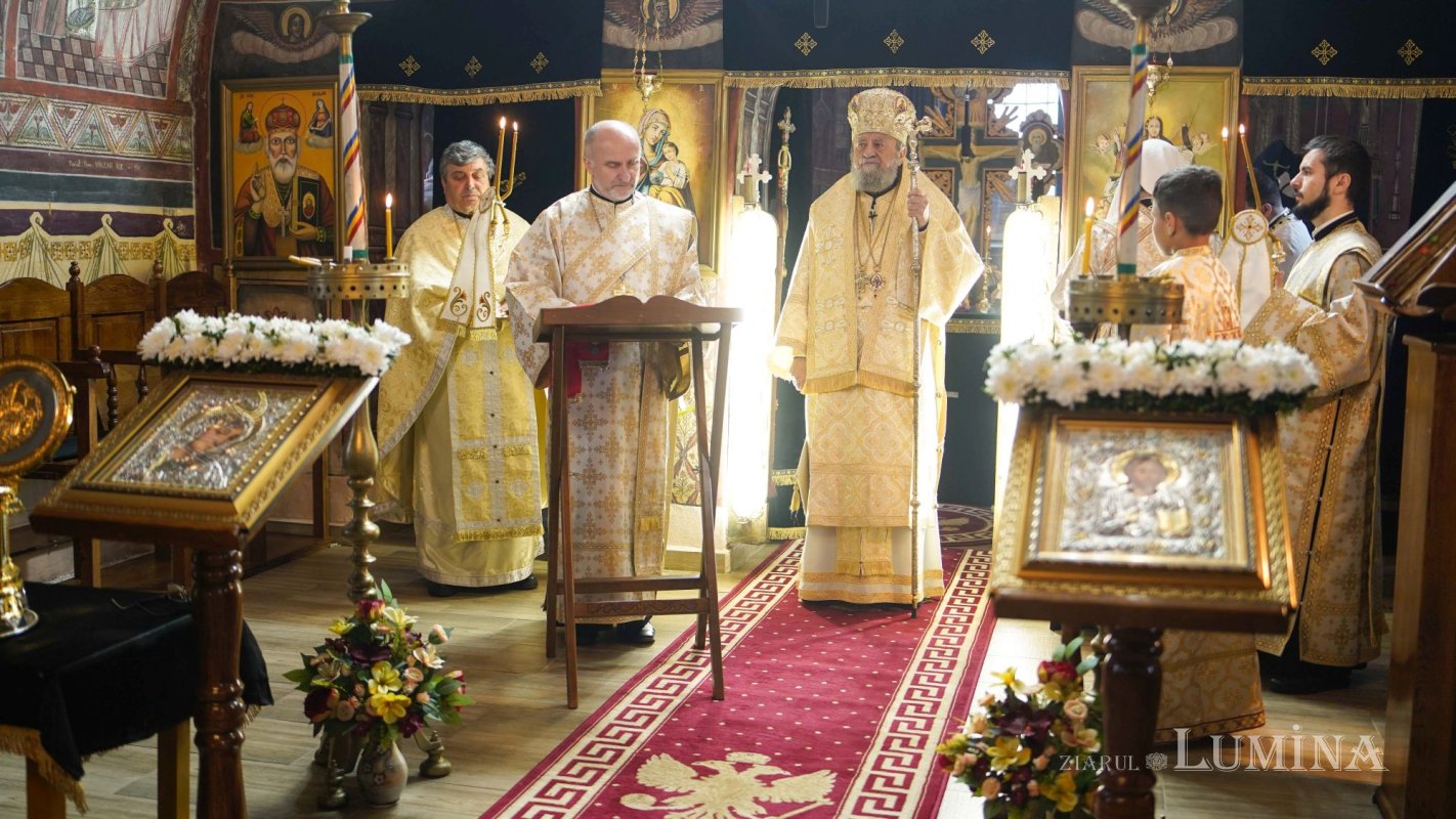 „Dumnezeu ne va apăra dacă nu ne îndoim în credinţa noastră” 208653