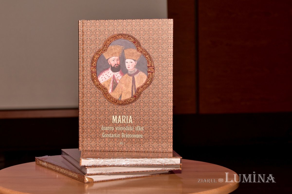 Album dedicat Doamnei Maria Brâncoveanu lansat la ARCUB 209016