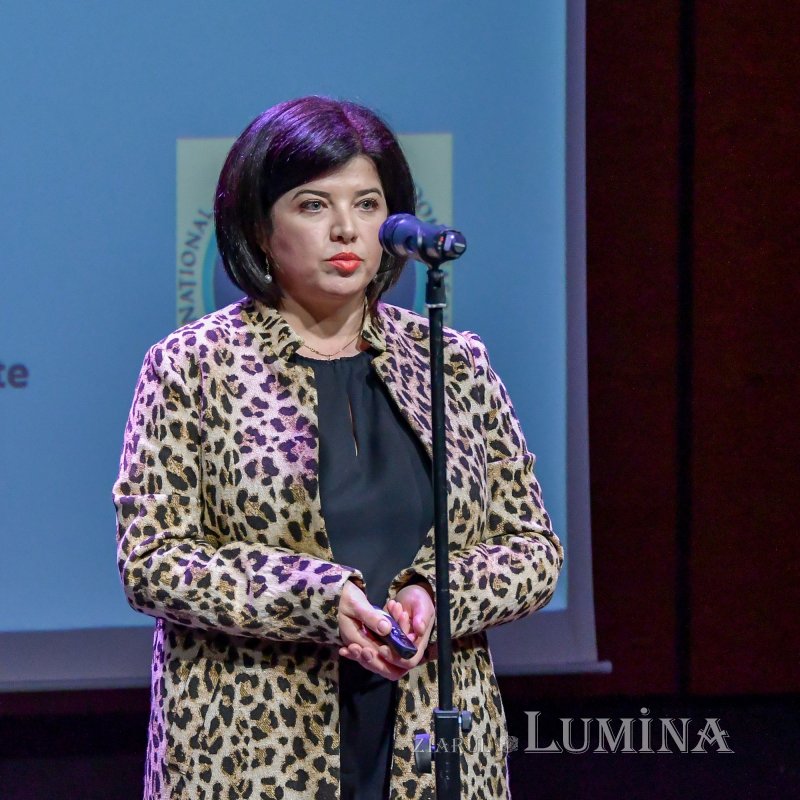 Album dedicat Doamnei Maria Brâncoveanu lansat la ARCUB 209028