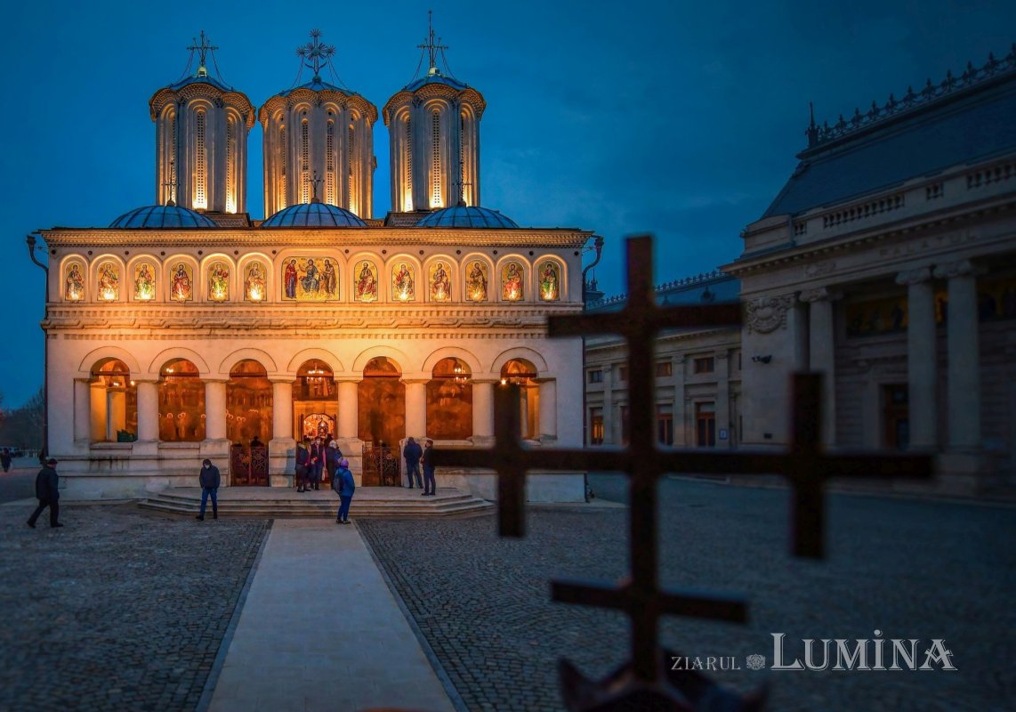 Fotografii artistice ale Publicațiilor Lumina 209034