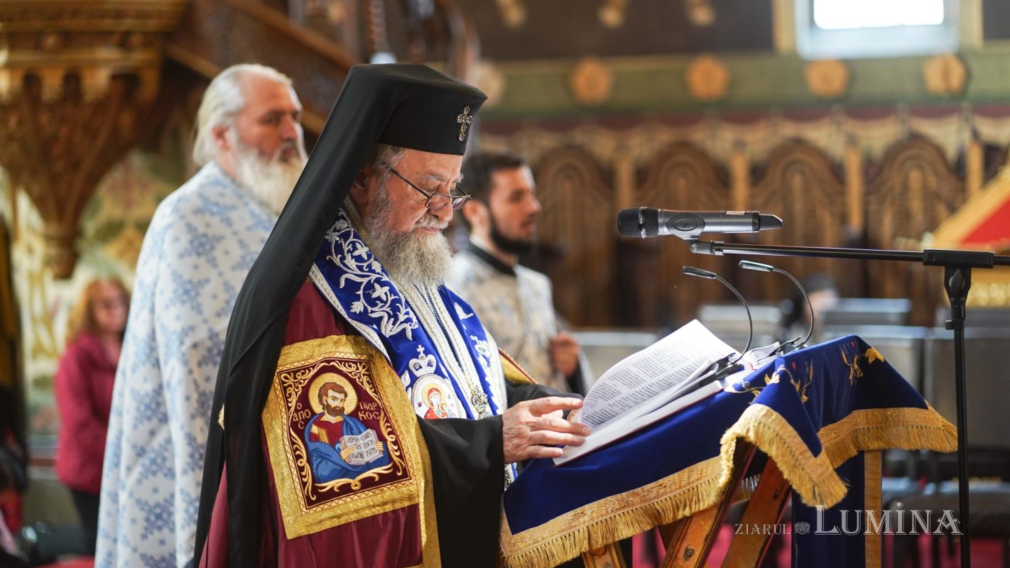 Denia Acatistului, săvârşită la Catedrala mitropolitană din Sibiu 209190
