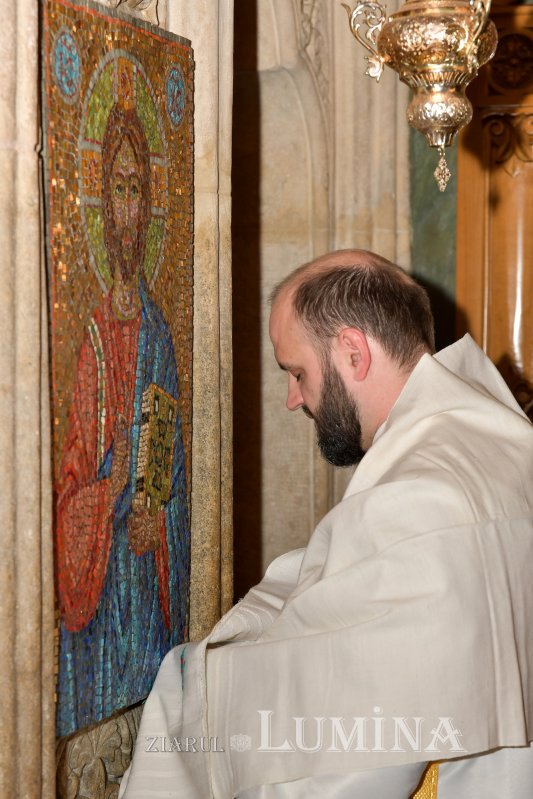 Redactor de la „Ziarul Lumina” hirotonit întru diacon 209150