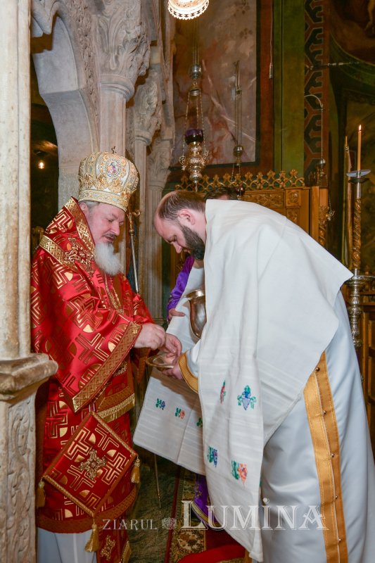 Redactor de la „Ziarul Lumina” hirotonit întru diacon 209165