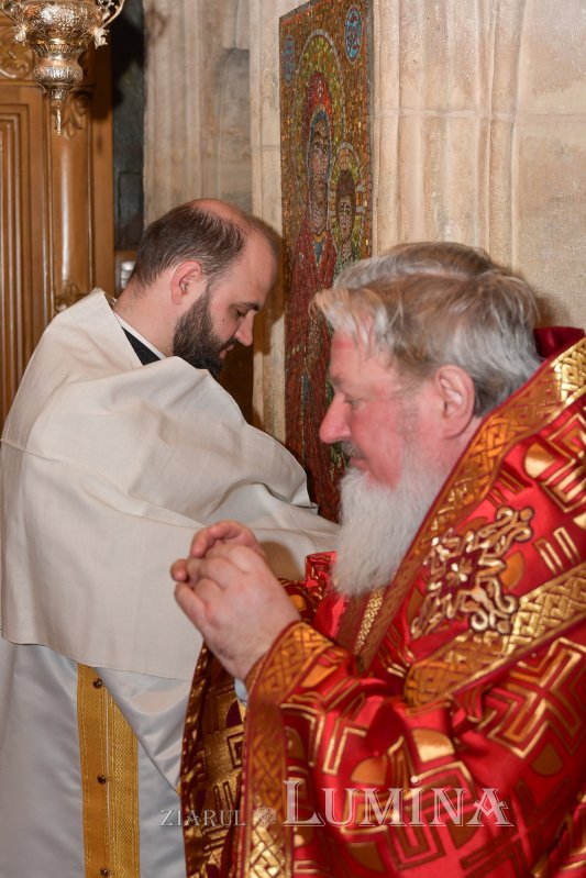 Redactor de la „Ziarul Lumina” hirotonit întru diacon 209171
