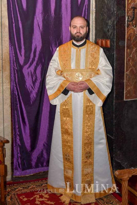 Redactor de la „Ziarul Lumina” hirotonit întru diacon 209177