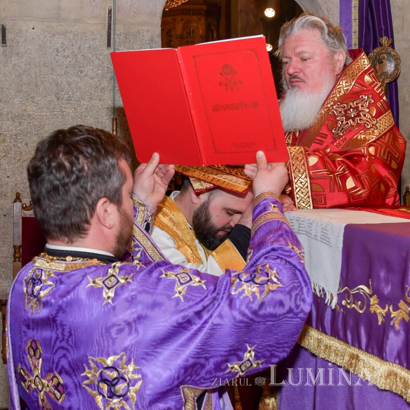 Redactor de la „Ziarul Lumina” hirotonit întru diacon 209178