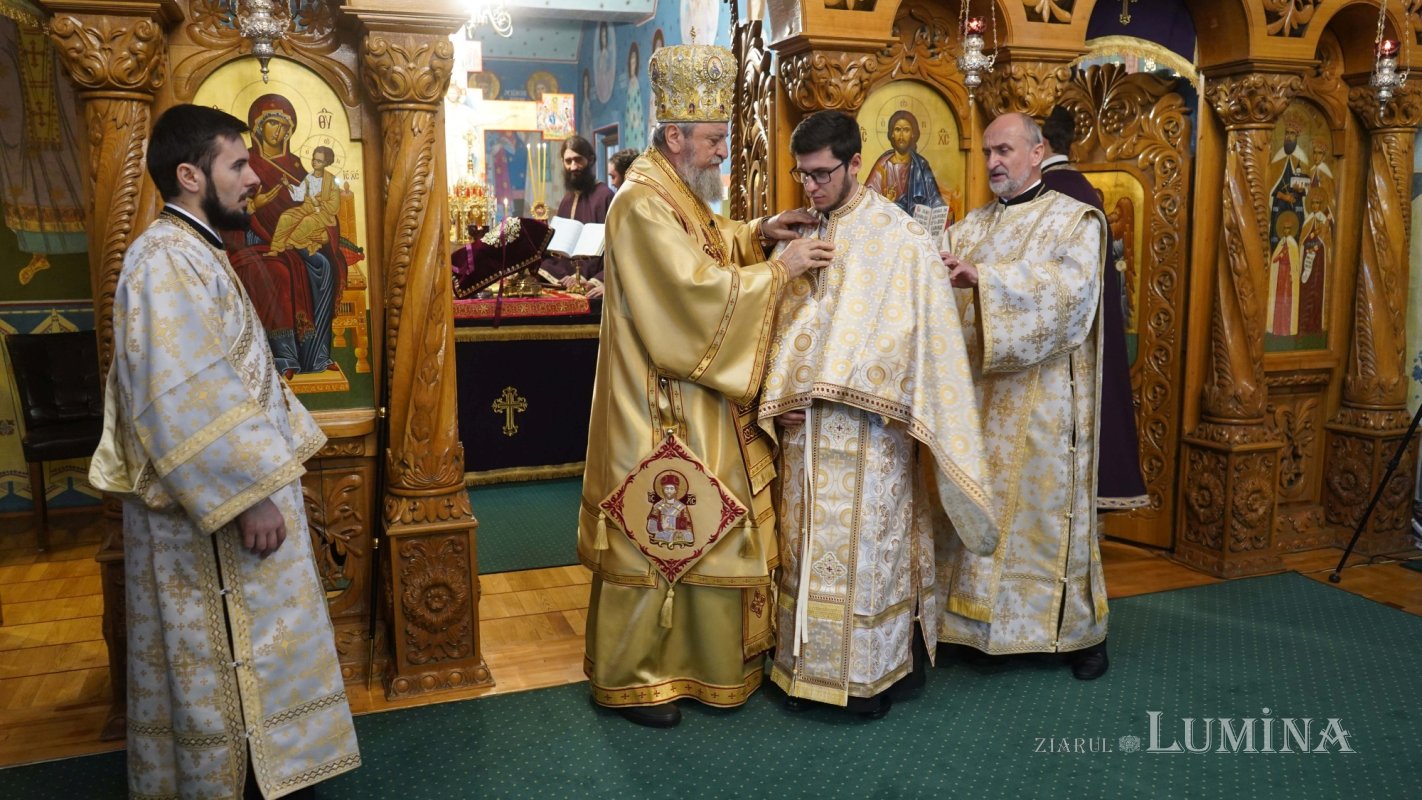 Binecuvântare peste obştea Mănăstirii „Brâncoveanu” de la Sâmbăta de Sus 209282