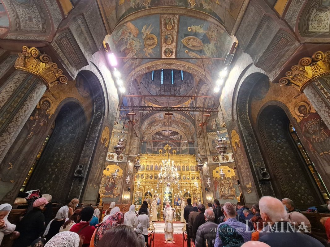 Duminica a 5-a din Post la Catedrala Patriarhală din București 209205