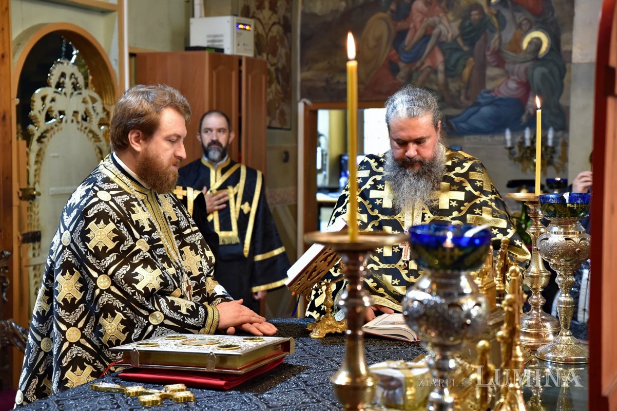 Cinstirea Sfântului Ierarh Calinic la Mănăstirea Cernica 209344