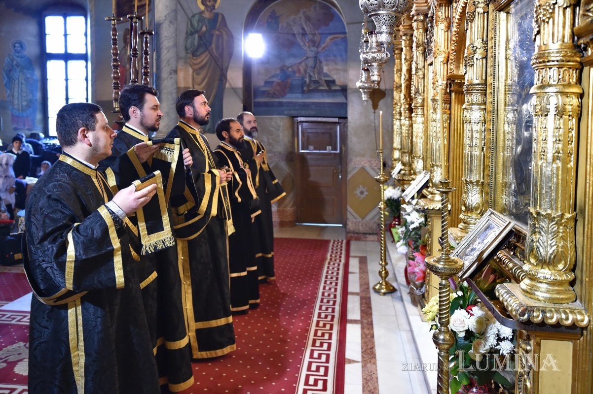 Cinstirea Sfântului Ierarh Calinic la Mănăstirea Cernica 209347