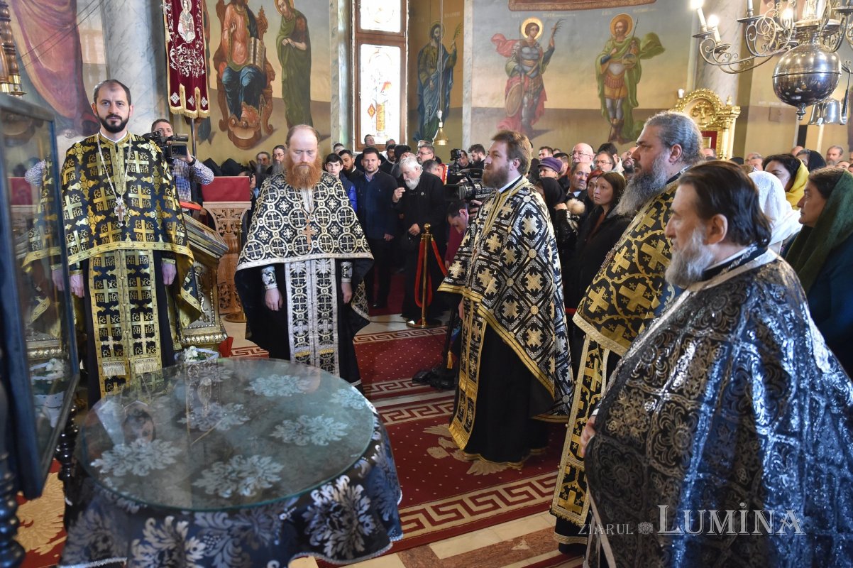 Cinstirea Sfântului Ierarh Calinic la Mănăstirea Cernica 209371