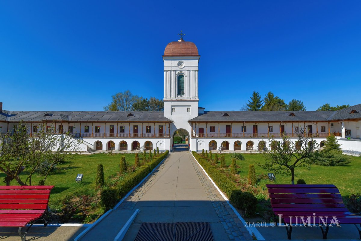 Sfântul Ierarh Calinic, un ambasador la Dumnezeu 209209