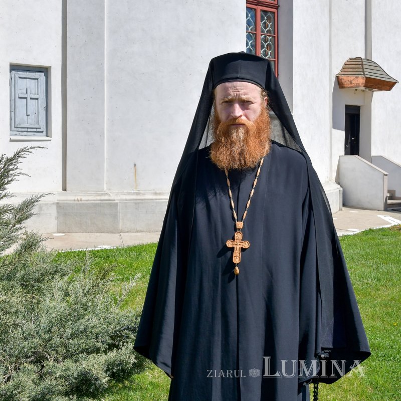 Sfântul Ierarh Calinic, un ambasador la Dumnezeu 209243