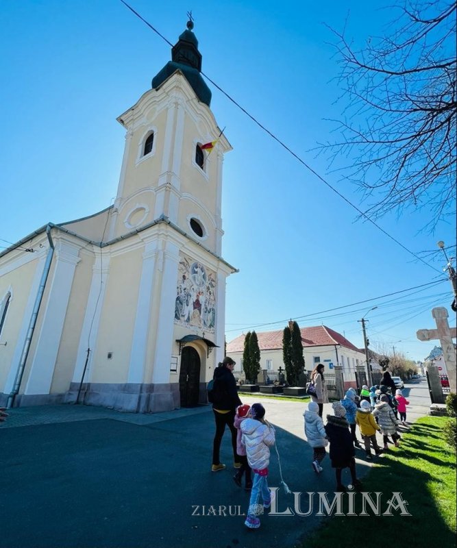 Copii de la grădinița Manpel, Târgu Mureș au participat la Liturghia Darurilor 209634