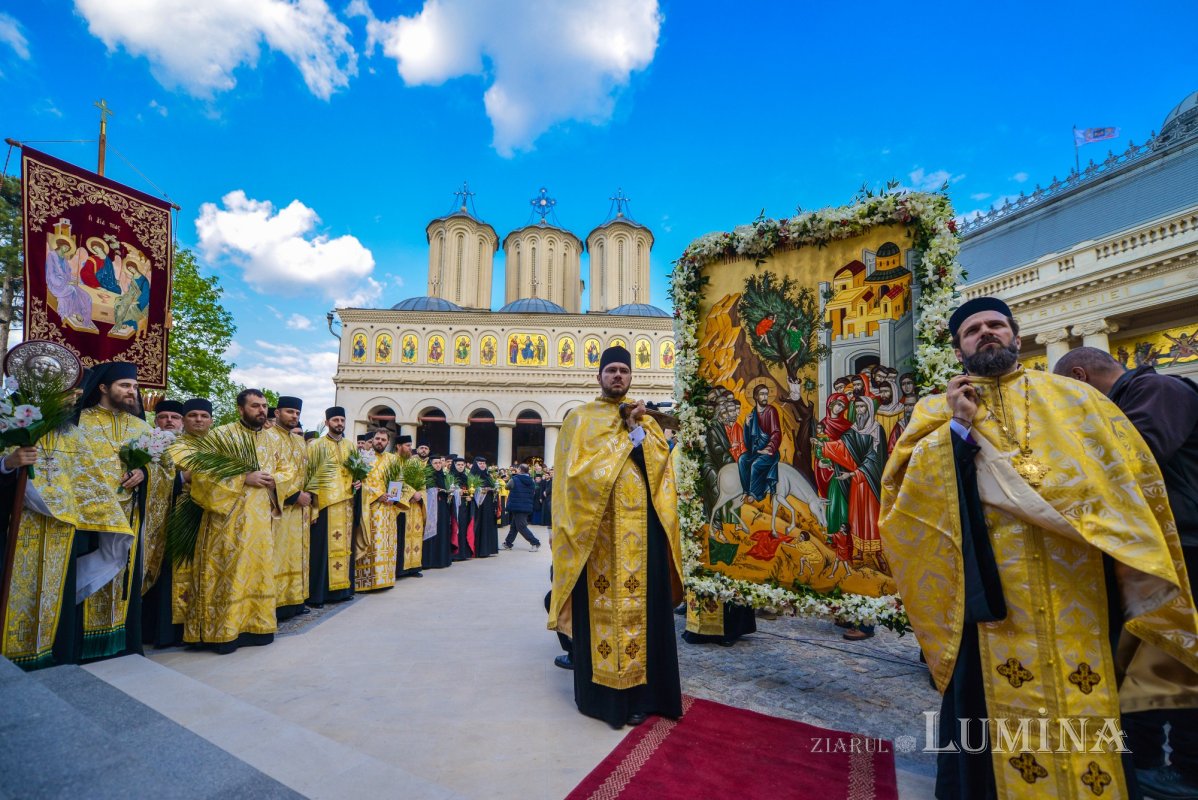 Programul liturgic de la Catedrala Patriarhală 209770