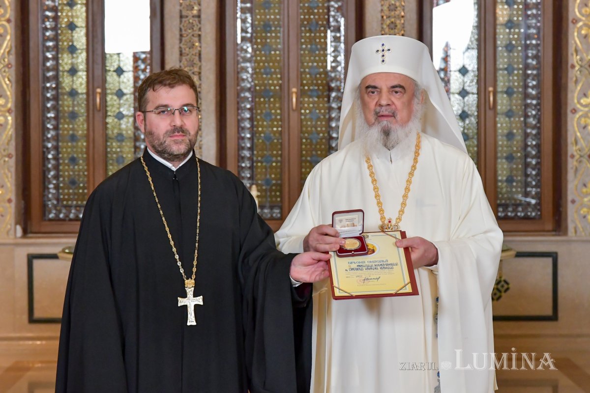Daruri din partea Patriarhului României pentru paraclisele patriarhale 209982