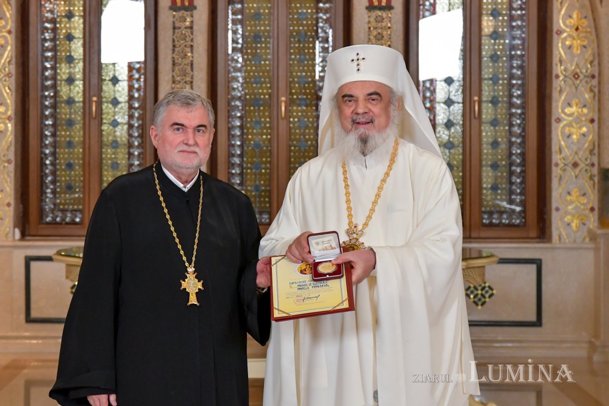 Daruri din partea Patriarhului României pentru paraclisele patriarhale 209988