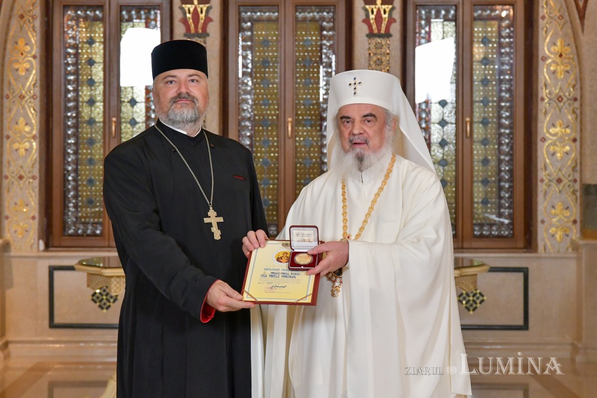 Daruri din partea Patriarhului României pentru paraclisele patriarhale 209989