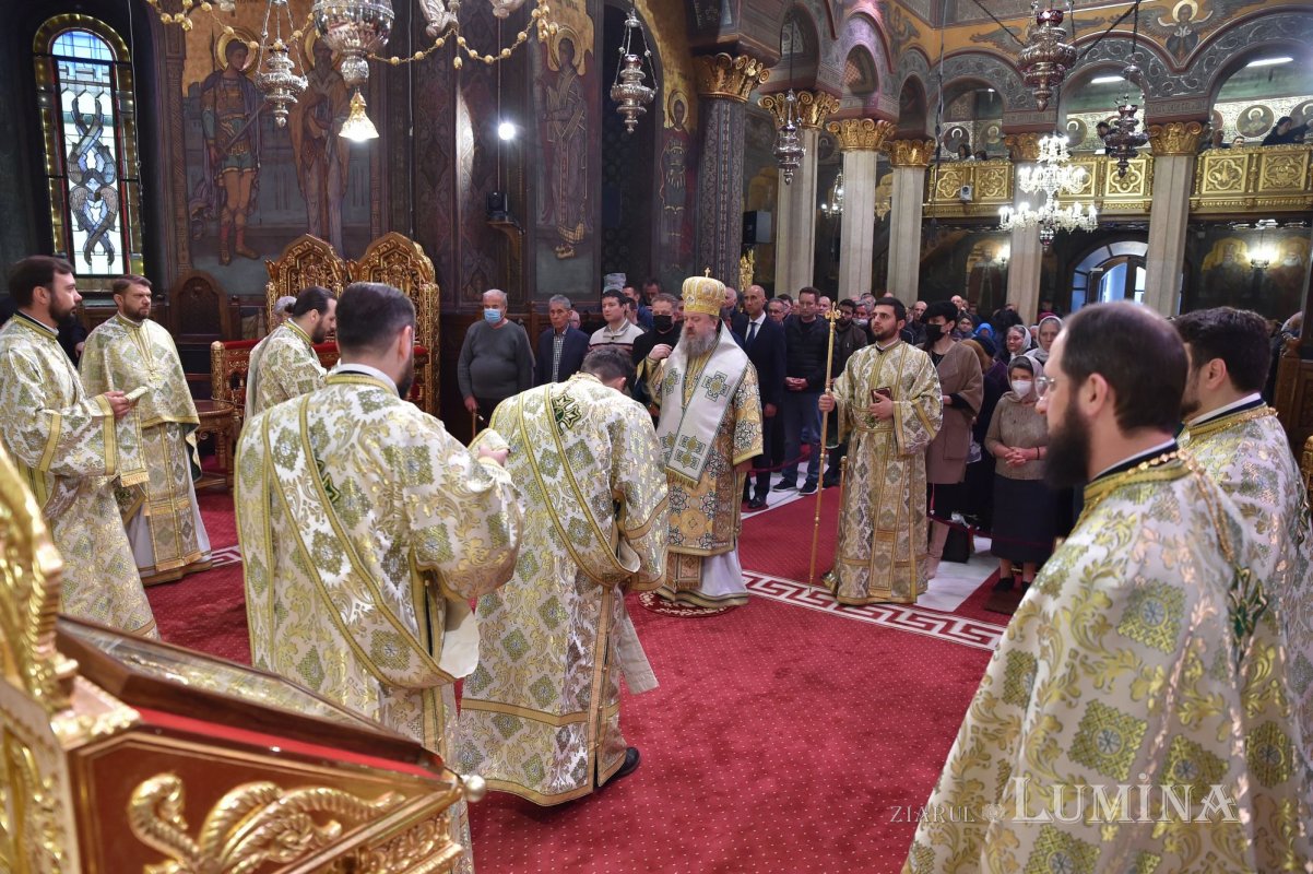 Praznicul Floriilor la Catedrala Patriarhală 210033