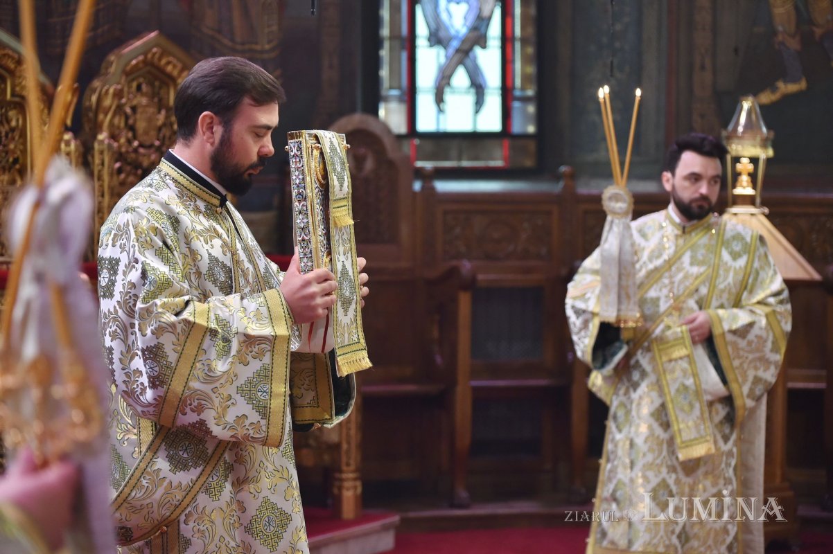 Praznicul Floriilor la Catedrala Patriarhală 210046
