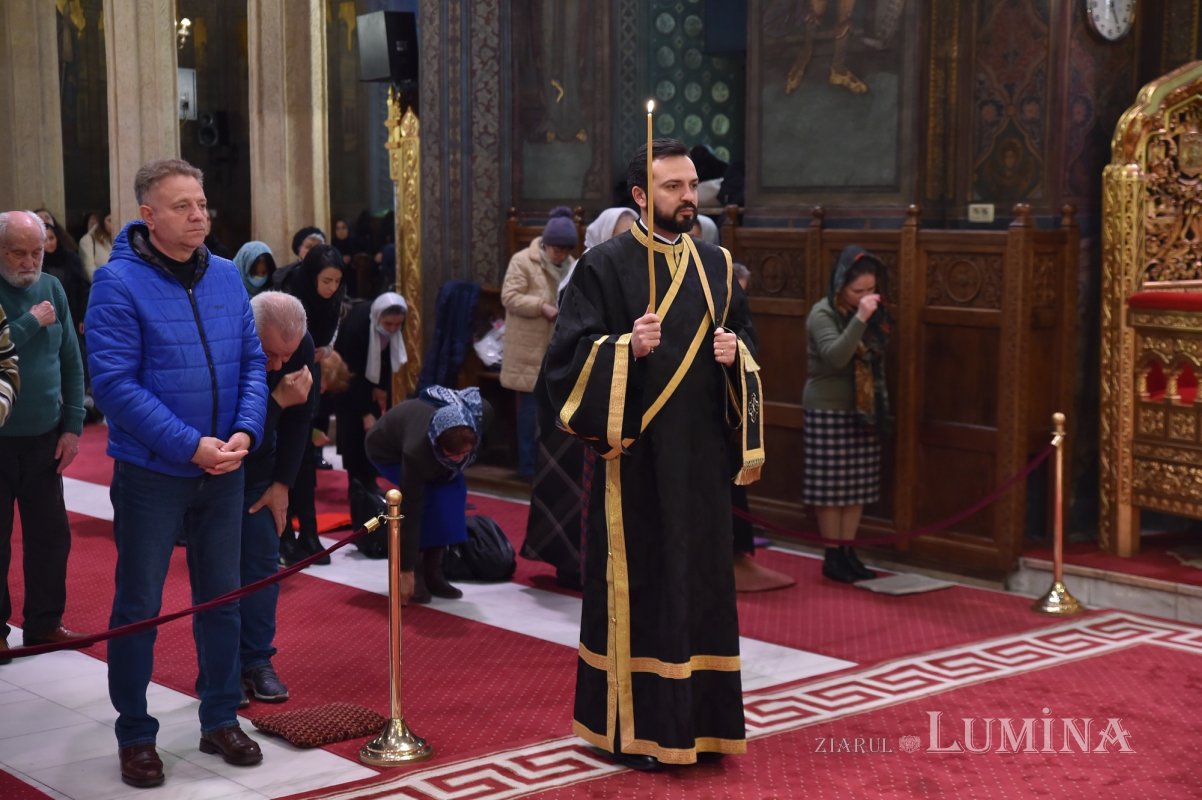 Denia din Sfânta şi Marea Miercuri, la Catedrala Patriarhală 210461