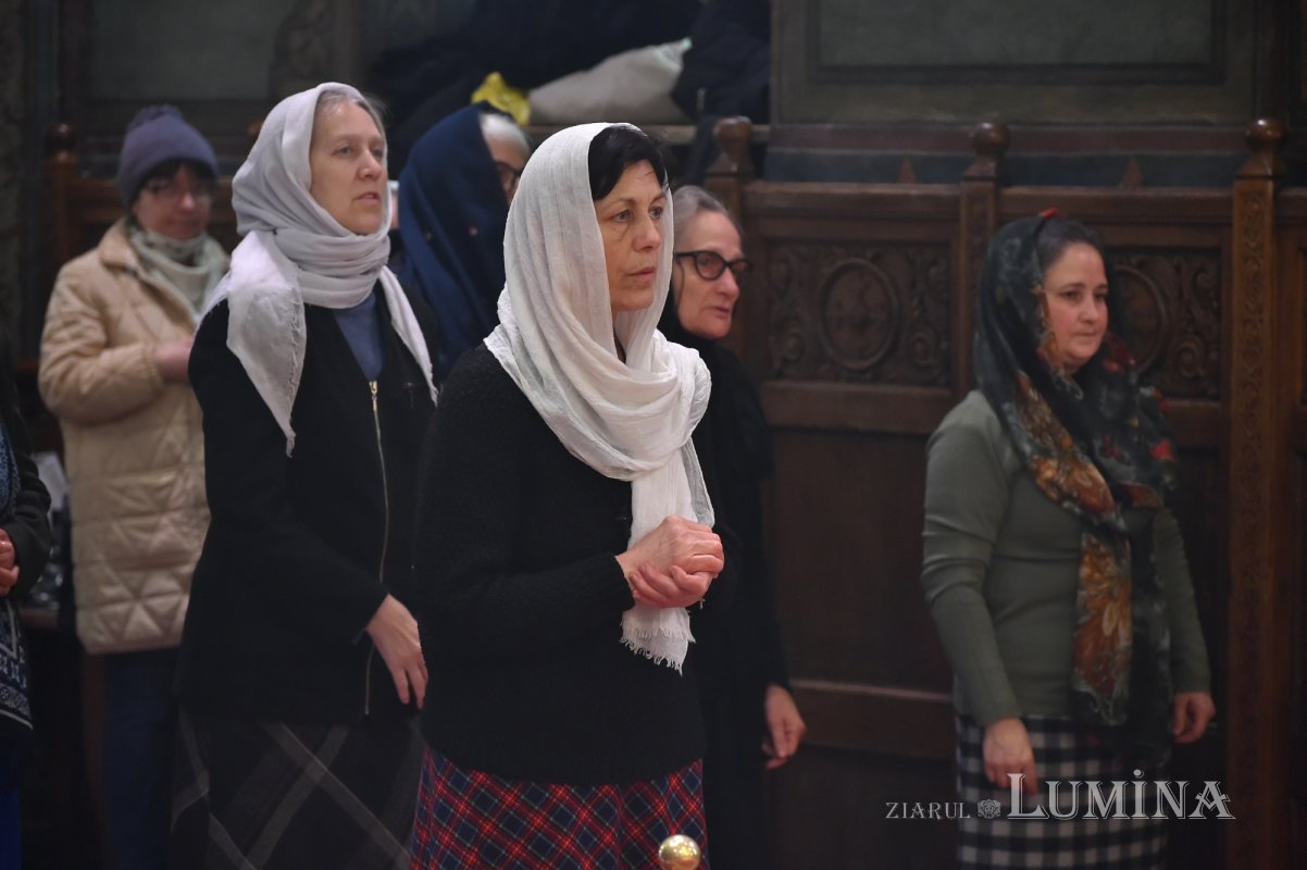 Denia din Sfânta şi Marea Miercuri, la Catedrala Patriarhală 210466