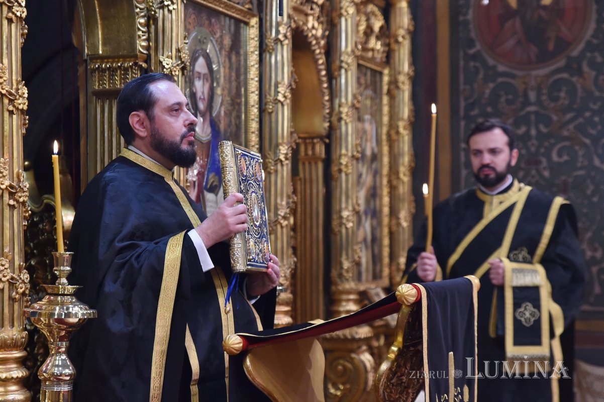 Denia din Sfânta şi Marea Miercuri, la Catedrala Patriarhală 210478