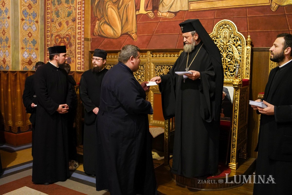 Ajutor financiar pentru preoţii cu venituri modeste din Arhiepiscopia Sibiului 210560