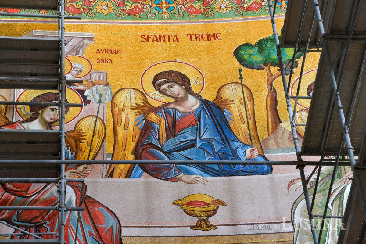 Progresul șantierului Catedralei Naționale în apropierea sărbătorilor pascale 210398