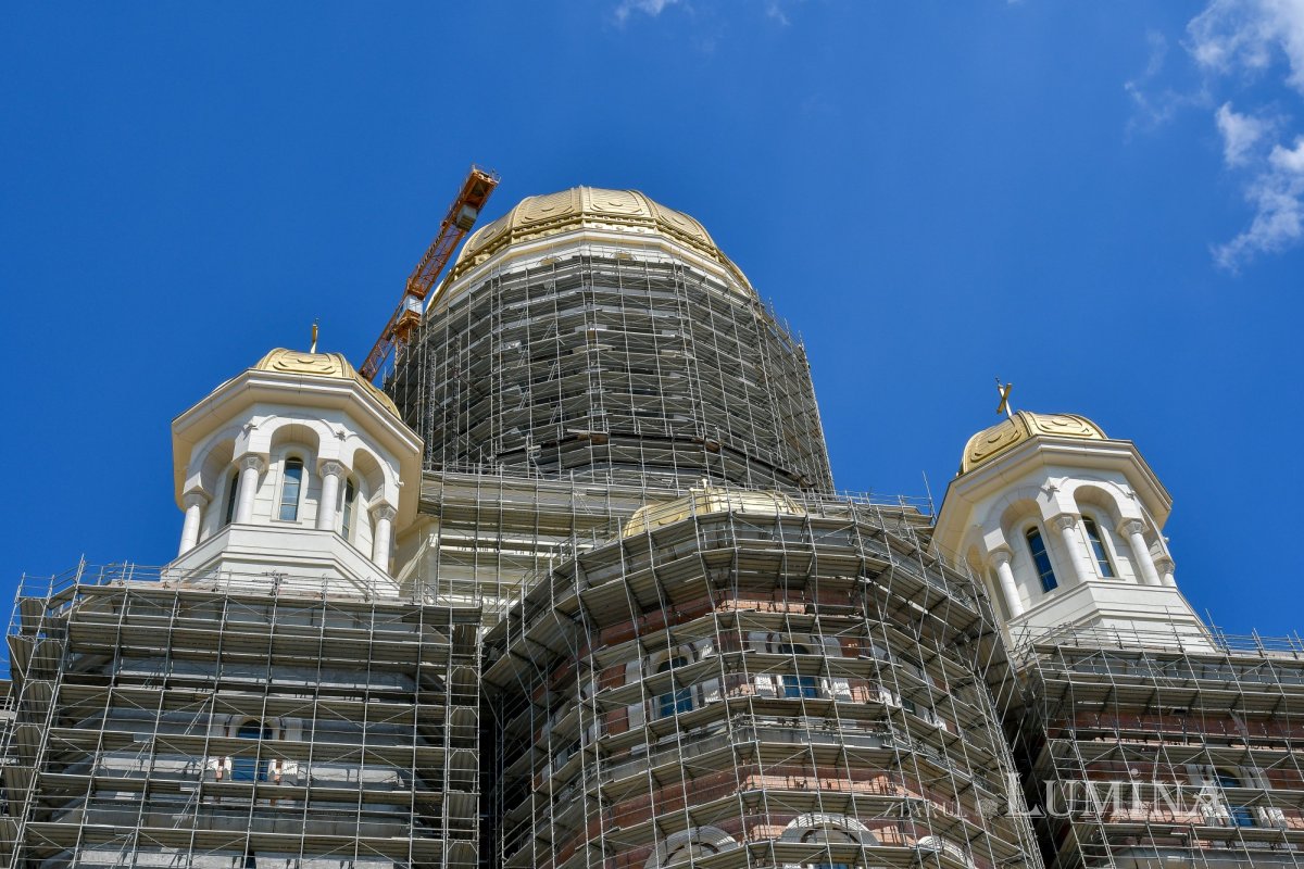 Progresul șantierului Catedralei Naționale în apropierea sărbătorilor pascale 210408
