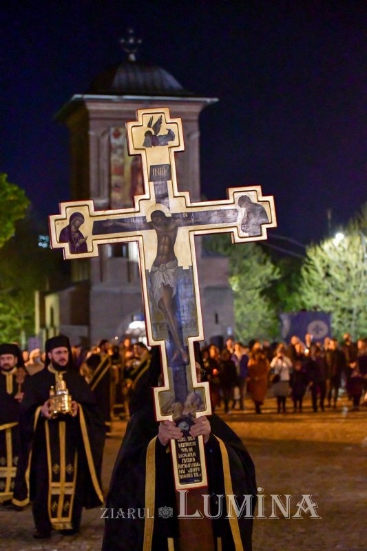 Slujba Sfintelor și Mântuitoarelor Pătimiri ale Domnului la Catedrala Patriarhală 210738