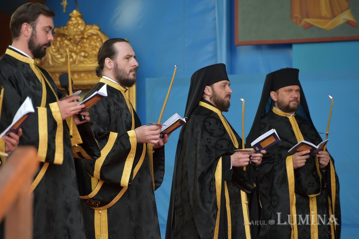 Denia Prohodului Domnului pe Dealul Patriarhiei 210805