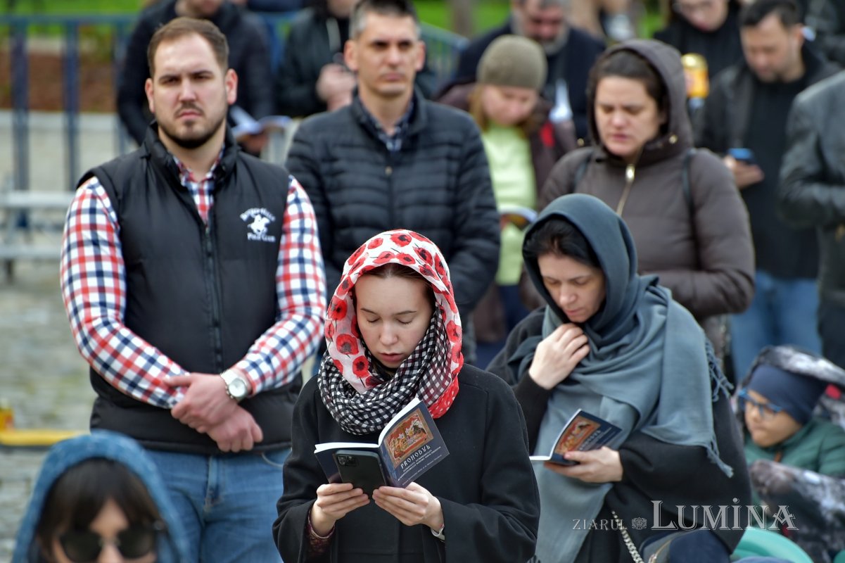 Denia Prohodului Domnului pe Dealul Patriarhiei 210815