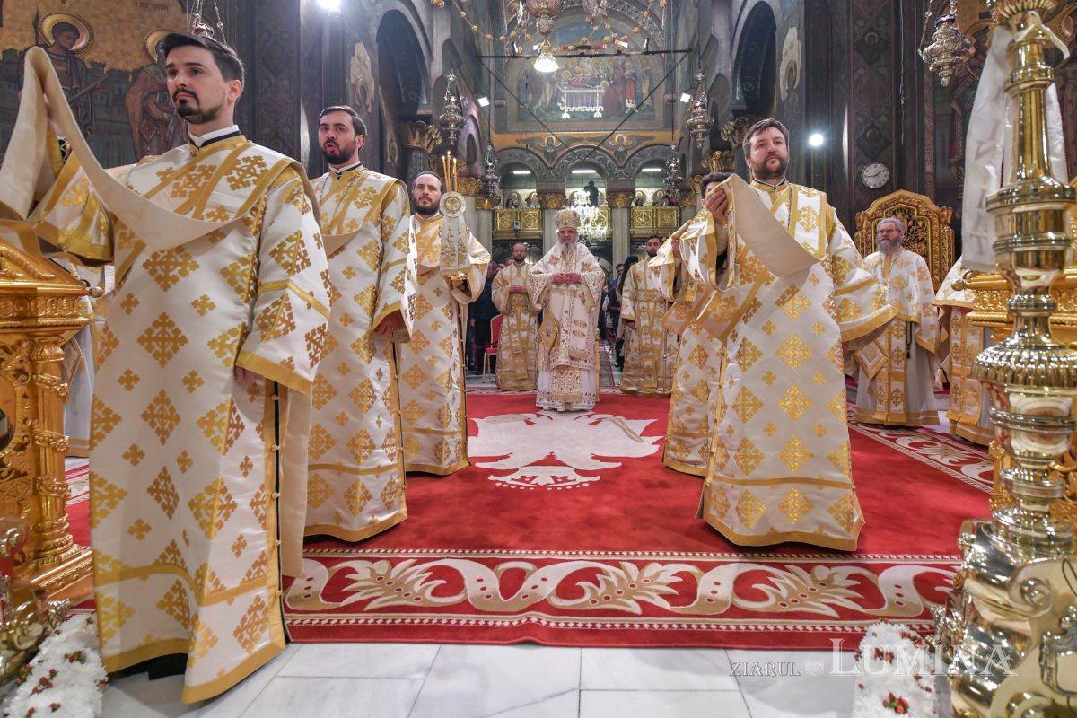 Duminica Sfintelor Paști la Catedrala Patriarhală 210981