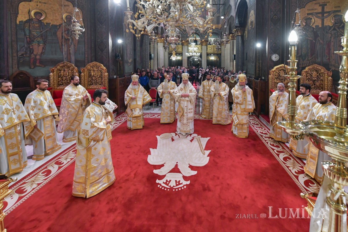 Duminica Sfintelor Paști la Catedrala Patriarhală 210983
