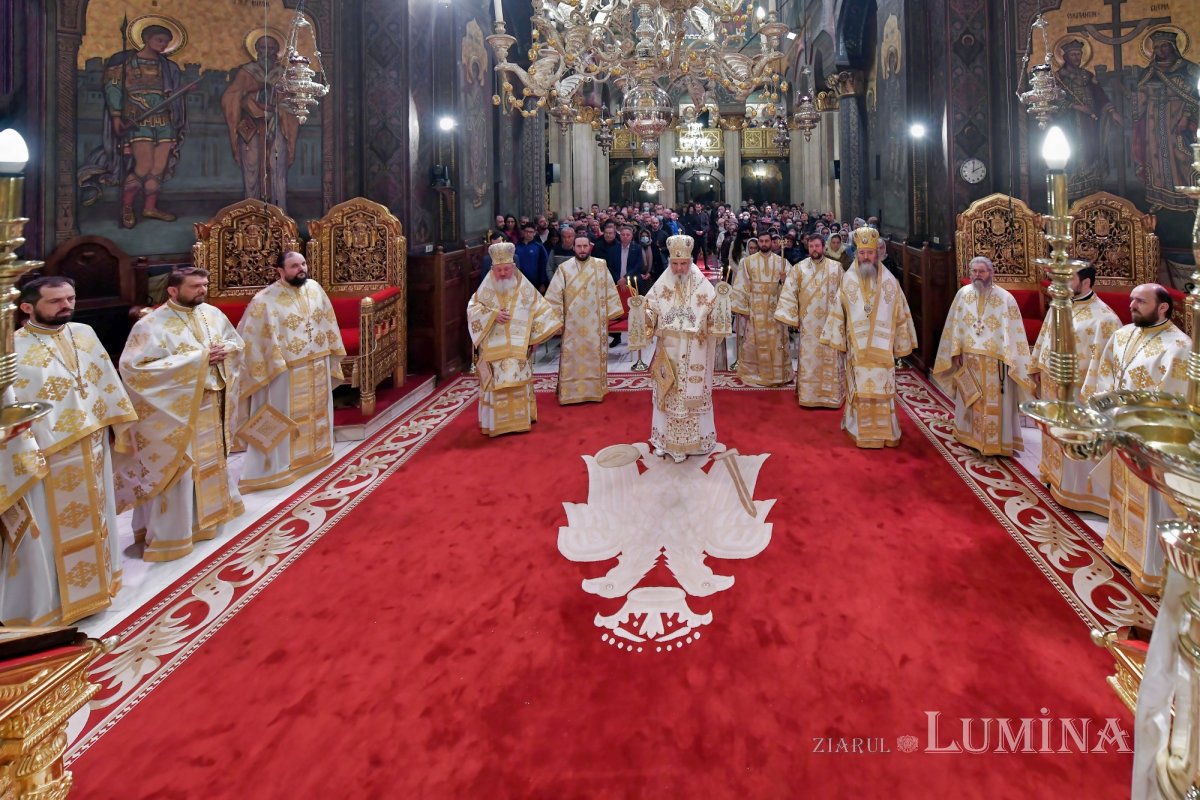Duminica Sfintelor Paști la Catedrala Patriarhală 210986