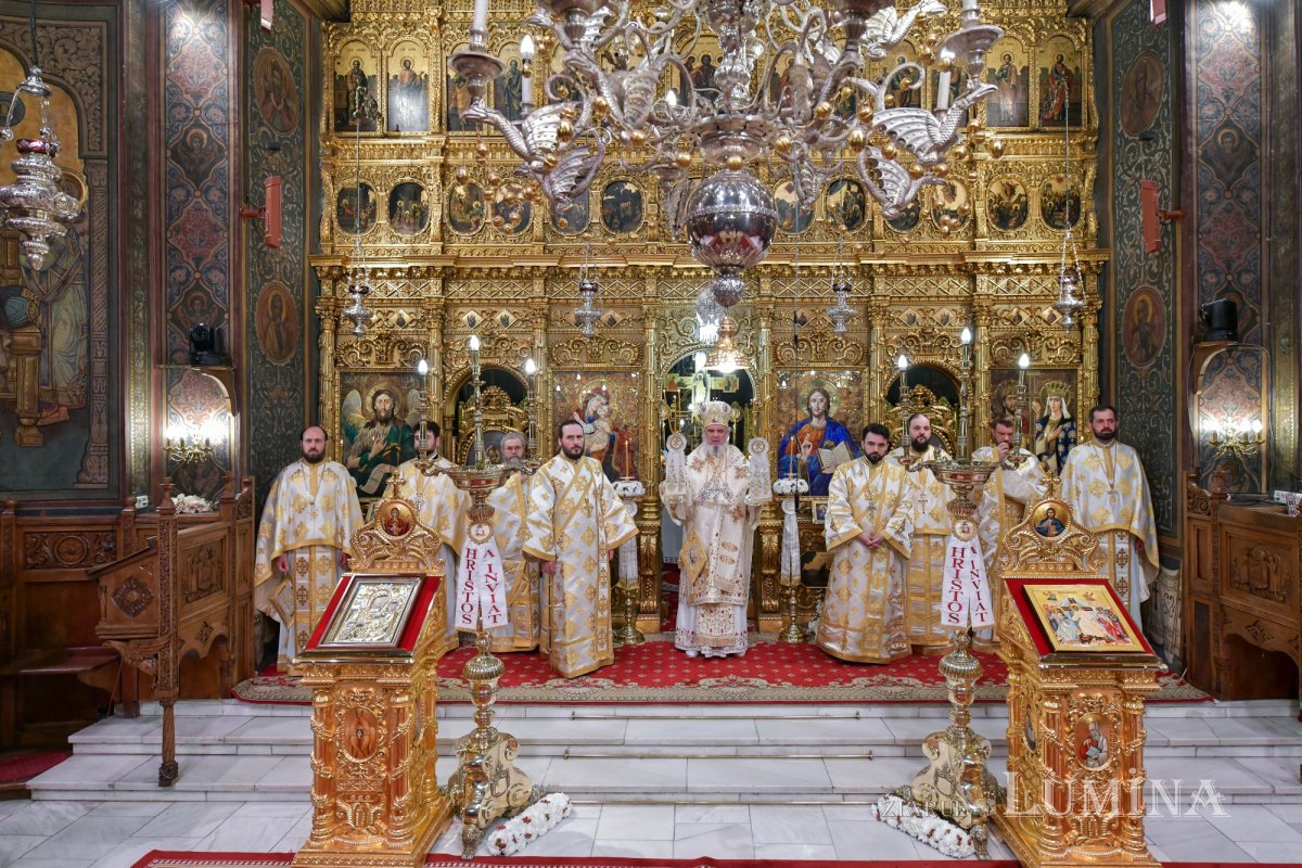 Duminica Sfintelor Paști la Catedrala Patriarhală 210988