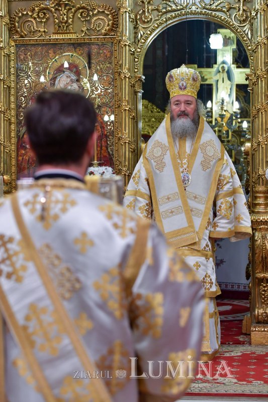 Duminica Sfintelor Paști la Catedrala Patriarhală 210995