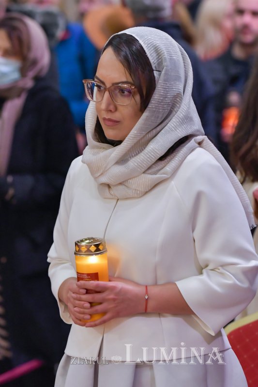 Duminica Sfintelor Paști la Catedrala Patriarhală 211011