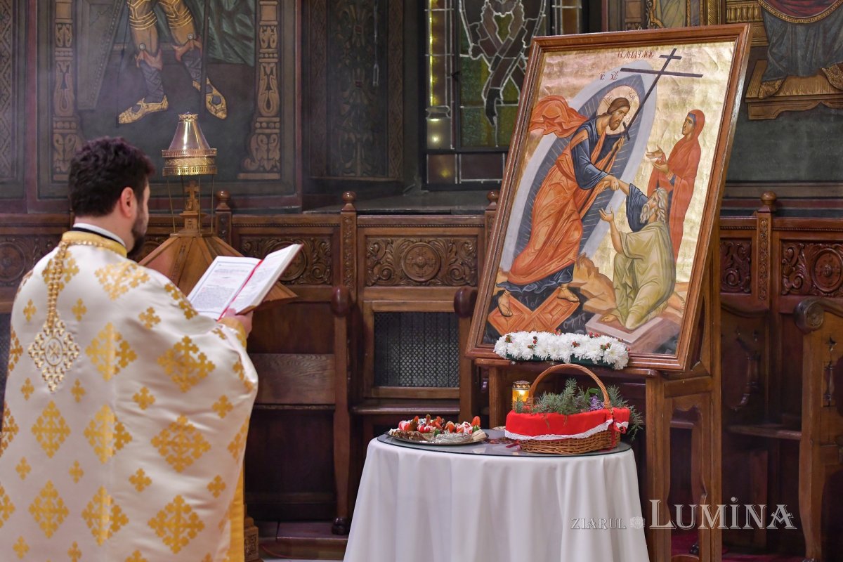 Duminica Sfintelor Paști la Catedrala Patriarhală 211018