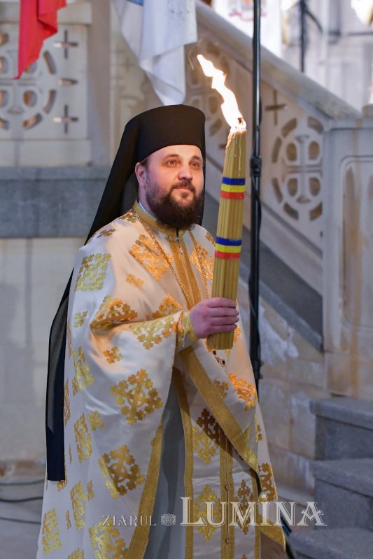 „Hristos a transformat moartea în Paște, în trecere spre viață veșnică” 210942
