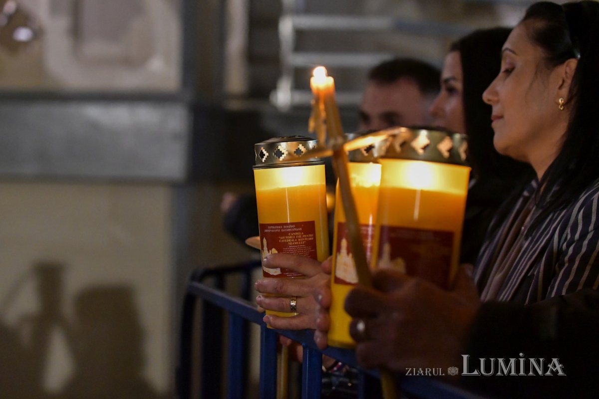 „Hristos a transformat moartea în Paște, în trecere spre viață veșnică” 210959