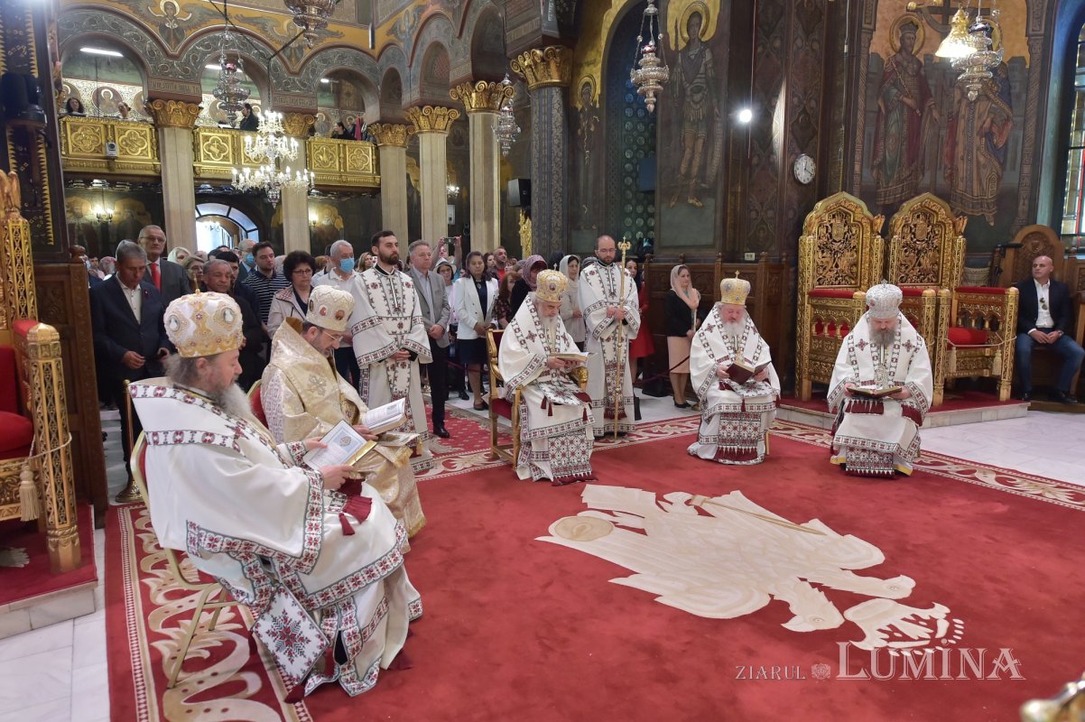 Vecernia din prima zi de Paști la Catedrala Patriarhală 211086