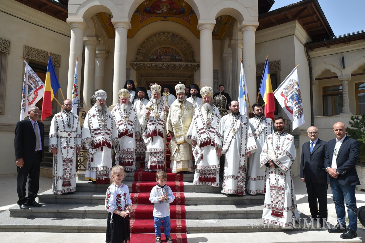 Vecernia din prima zi de Paști la Catedrala Patriarhală 211117