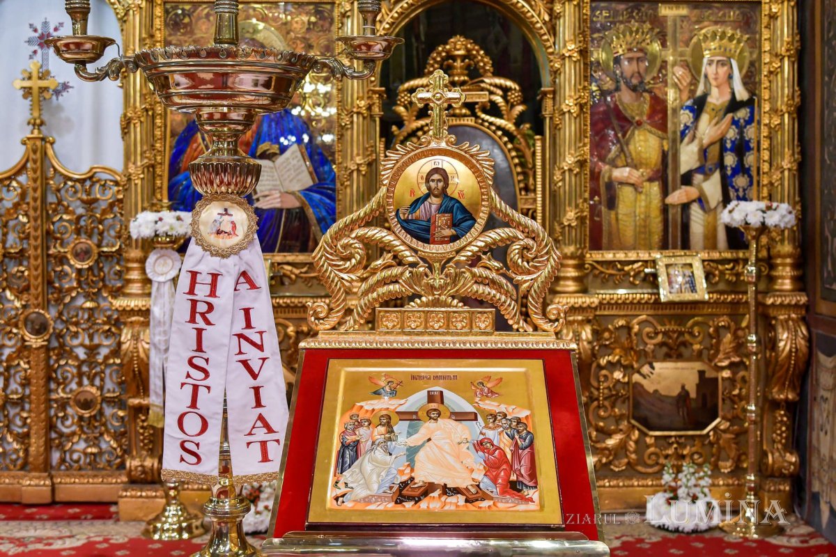 Paştile - timp al luminii şi bucuriei 211207