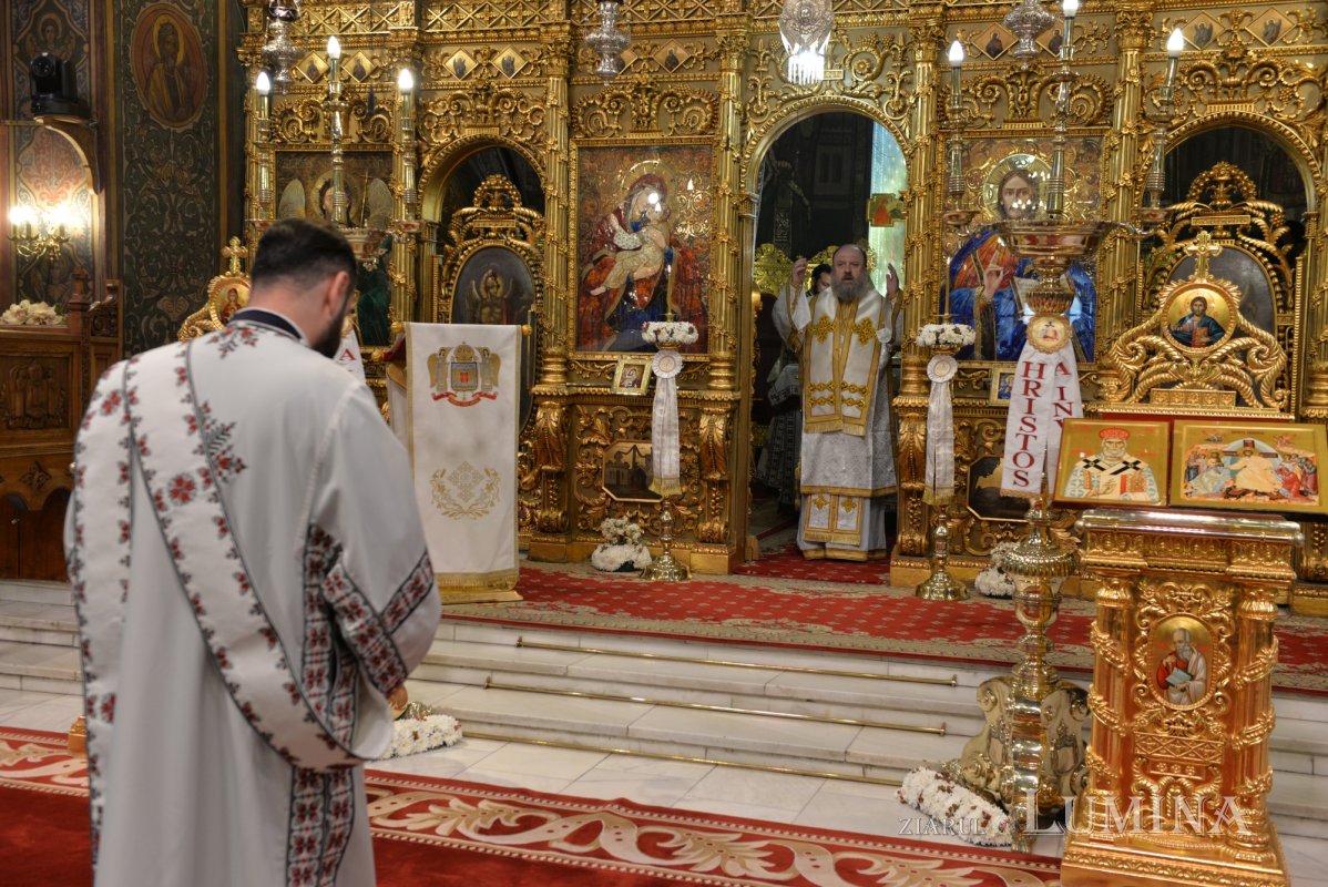A treia zi de Paști la Catedrala Patriarhală 211359