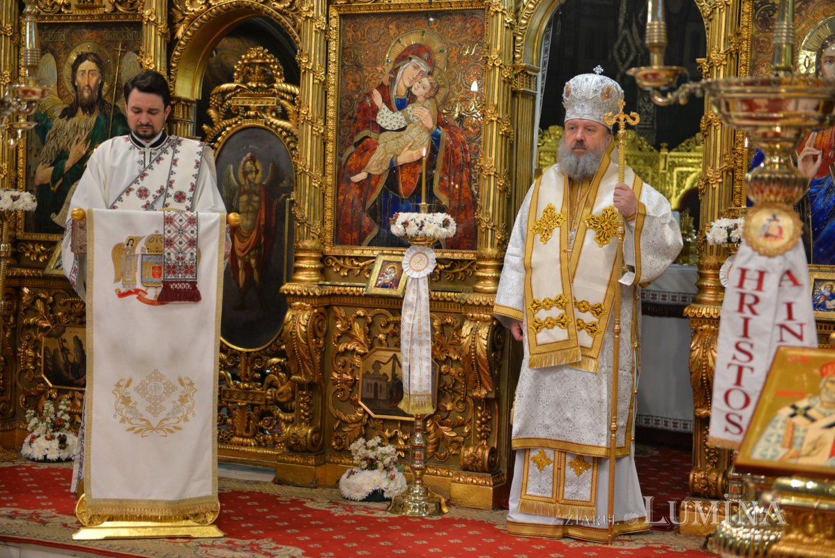 A treia zi de Paști la Catedrala Patriarhală 211360