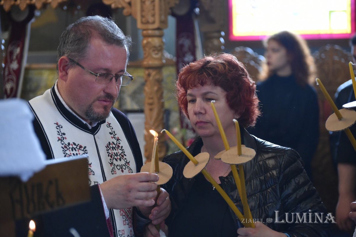 „Dumnezeu a ales plecarea sa din lumea aceasta în Săptămâna Luminată” 211643